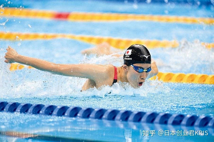 海纳：没注意到针对赫内斯的横幅；拜仁的章程比50+1严格